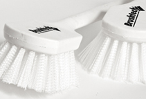 Productos-de-limpieza-escobeta-multiusos-fibra-de-nylon-01