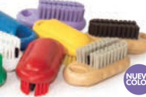 Productos-de-limpieza-kit-cepillo-para-manos-11